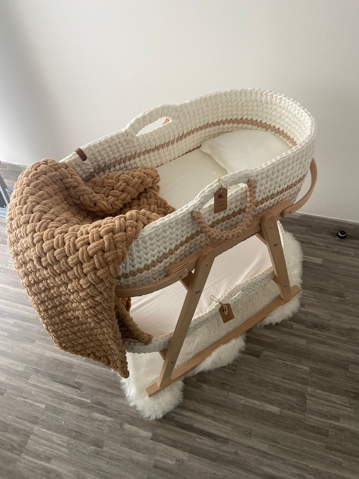 Cradle without hat