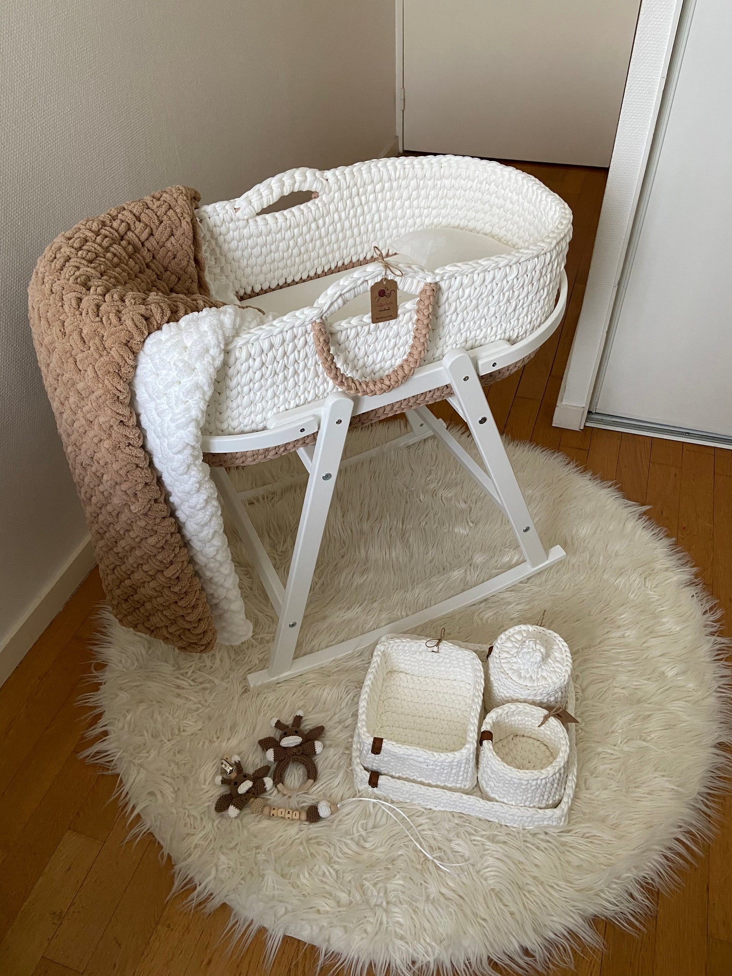 Cradle without hat