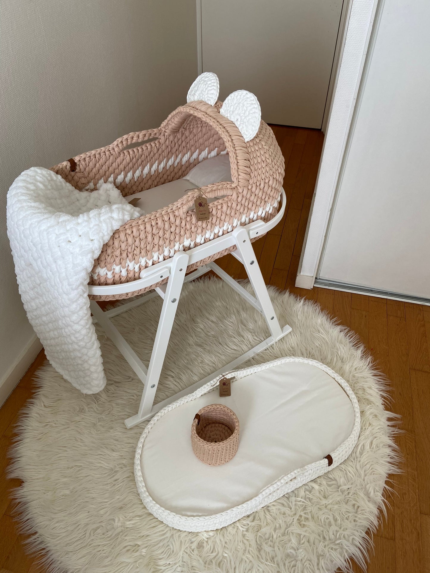 Boncuk Cradle