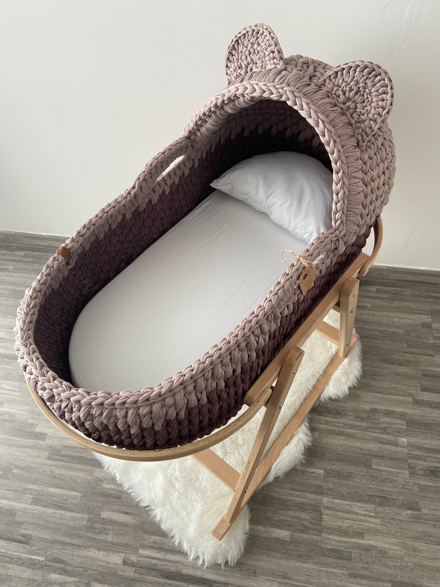Boncuk two-tone cradle