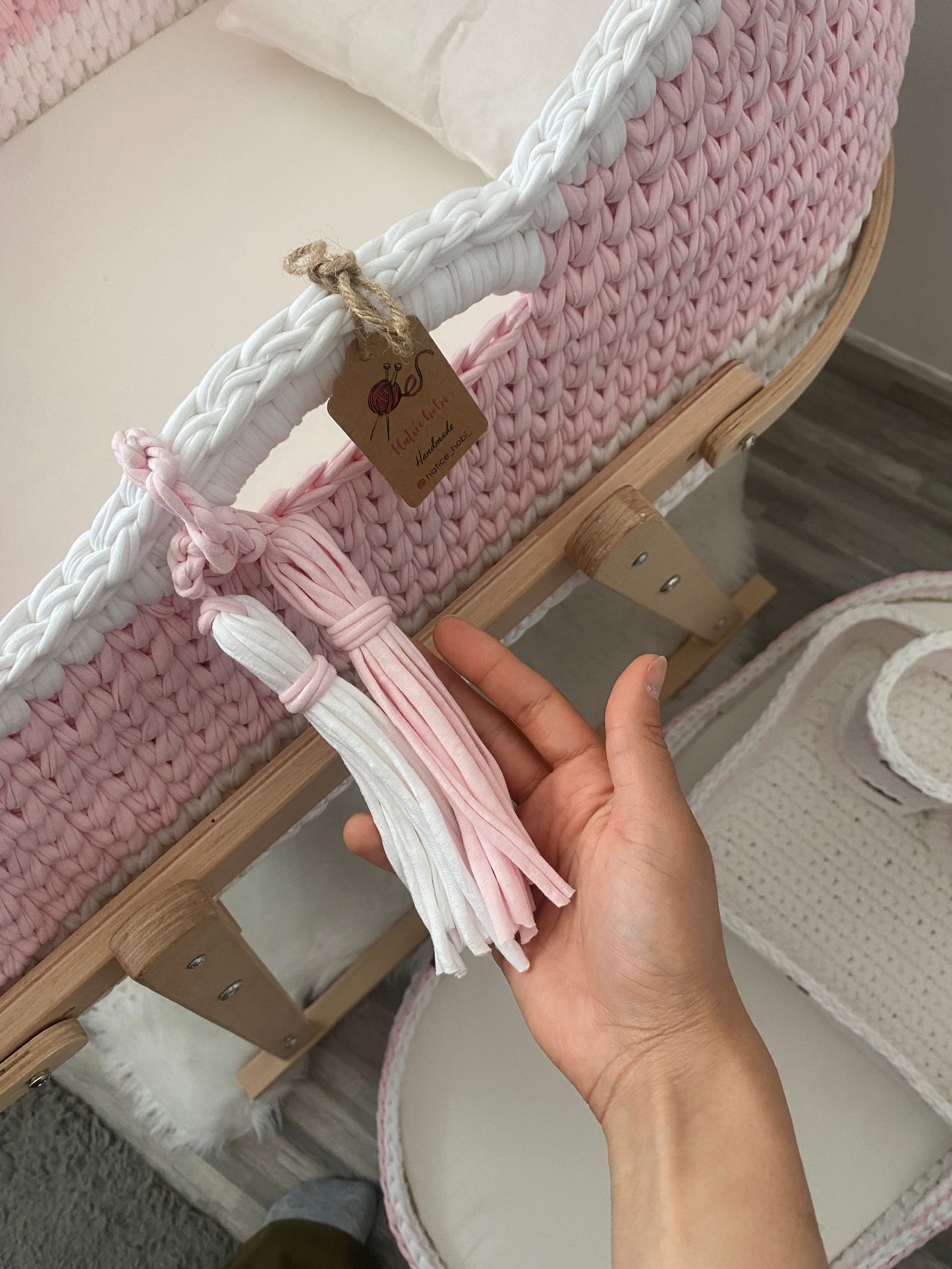 Ensemble berceau + panier à langer + support + panier rangement + couverture