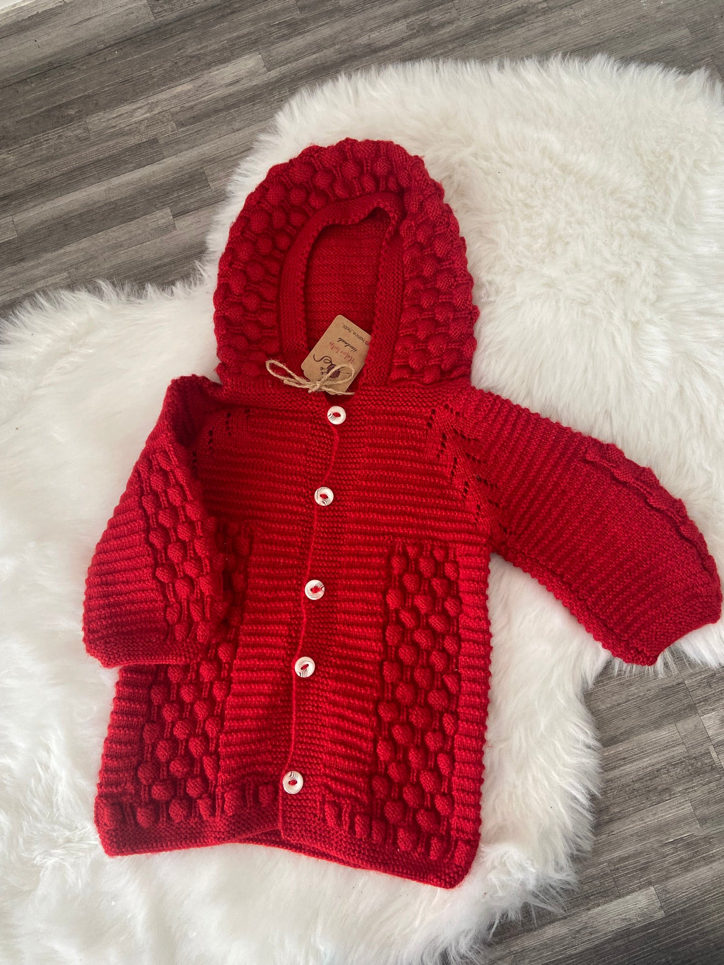 Gilet manche longue Petit bois rouge avec chapuche